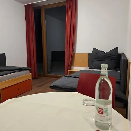 - Urlaub Ferienzimmer Hunde Herzlich Willkommen Apartmán Frontenhausen