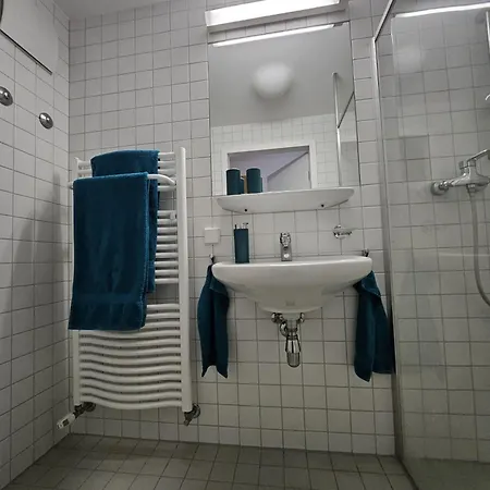 - Urlaub Ferienzimmer Hunde Herzlich Willkommen Lägenhet Frontenhausen